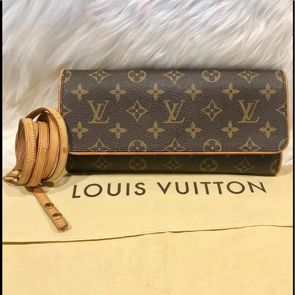 Louis Vuitton Handbags - Authentic Louis Vuitton Twin Pochette #5.5c